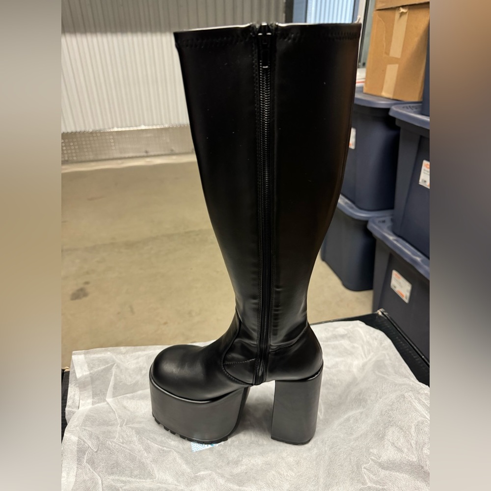 DOLLS KILL-Platform Knee High Boots.